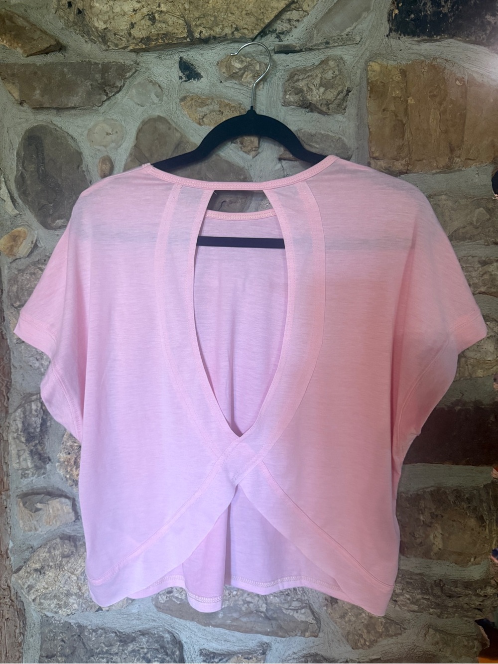 Women’s Light Pink Short Sleeve Open-Back Top